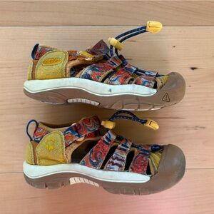 Keen Toddler Sandals size 10